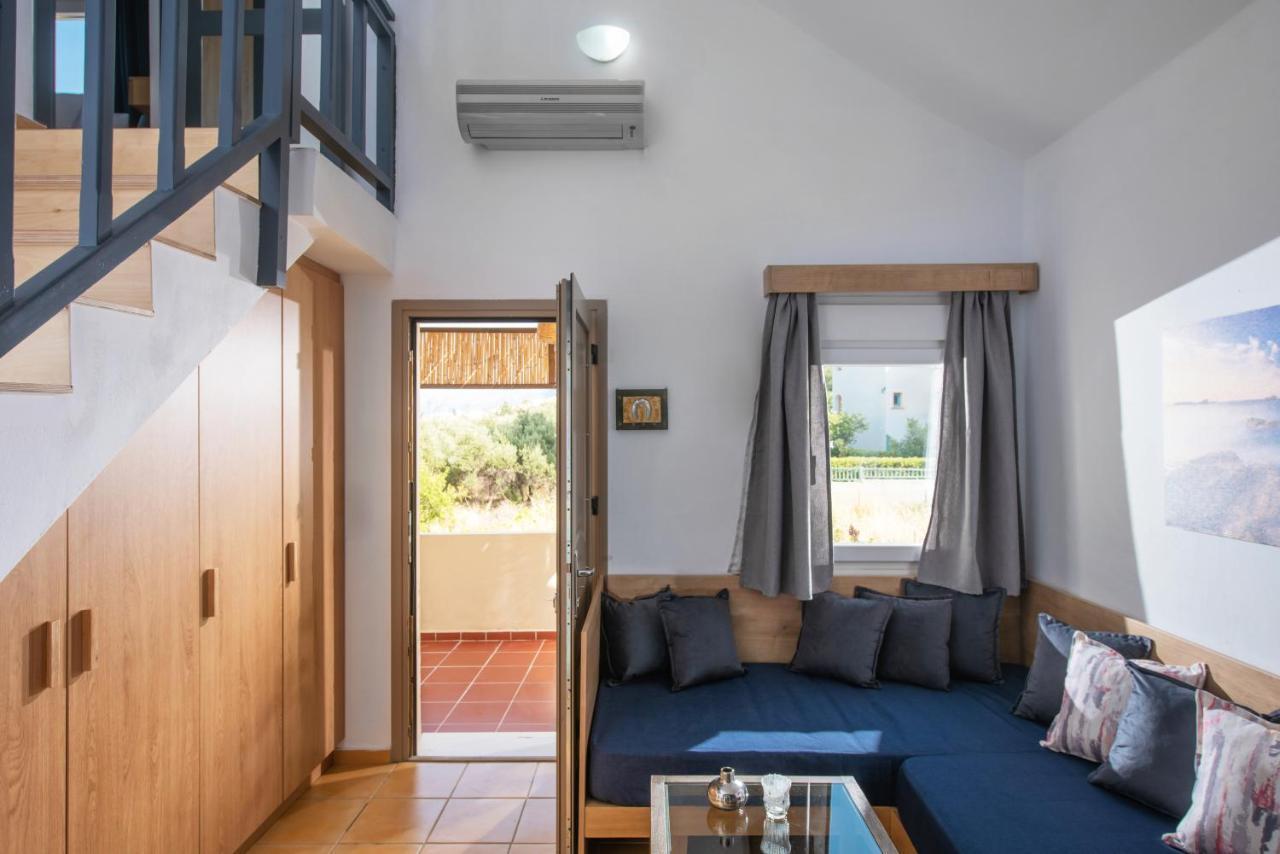 4 Elements Holiday Homes Херсонисос Екстериор снимка